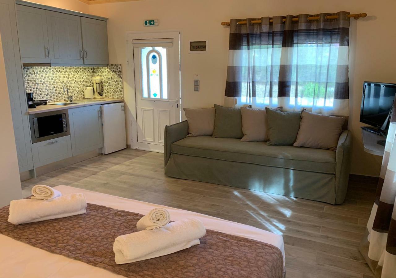 Aparthotel Iliovasilema Plati  Esterno foto